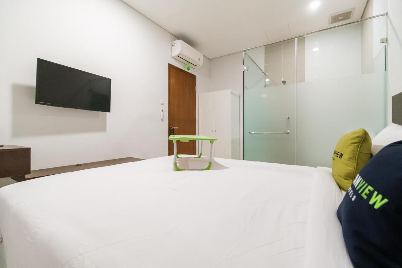 Urbanview Hotel Casa Kota Mangga Besar จาการ์ตา ภายนอก รูปภาพ