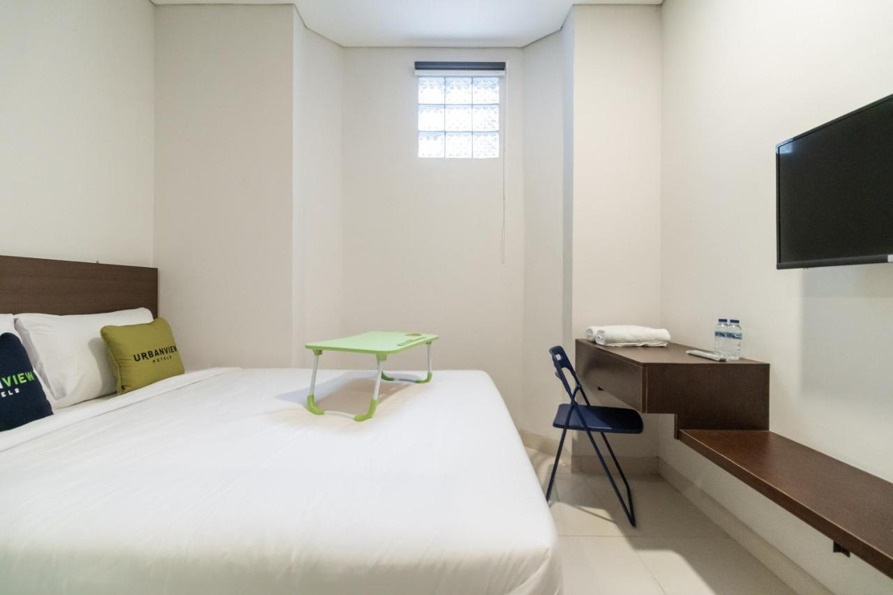 Urbanview Hotel Casa Kota Mangga Besar จาการ์ตา ภายนอก รูปภาพ